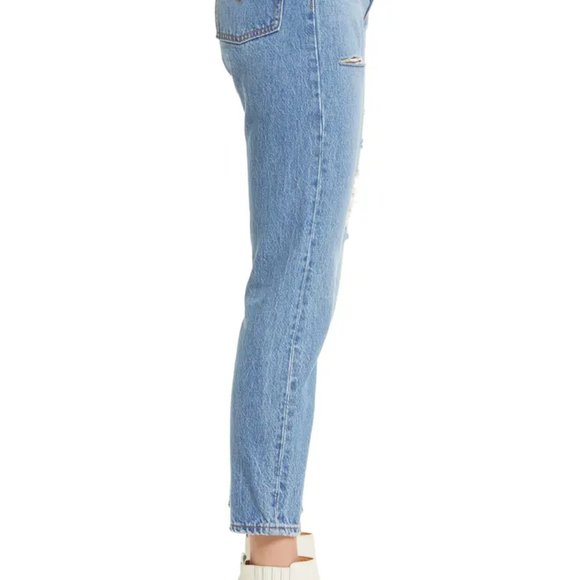 NWT LEVI'S WEDGIE ICON HIGH RISE DISTRESSED BUTTON FLY TAPERED LEG JEANS - Picture 5 of 5